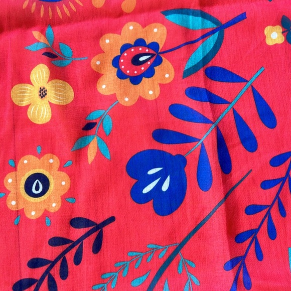 NWT Love Simply Colorful Floral Square Tassel Scarf - Picture 6 of 6